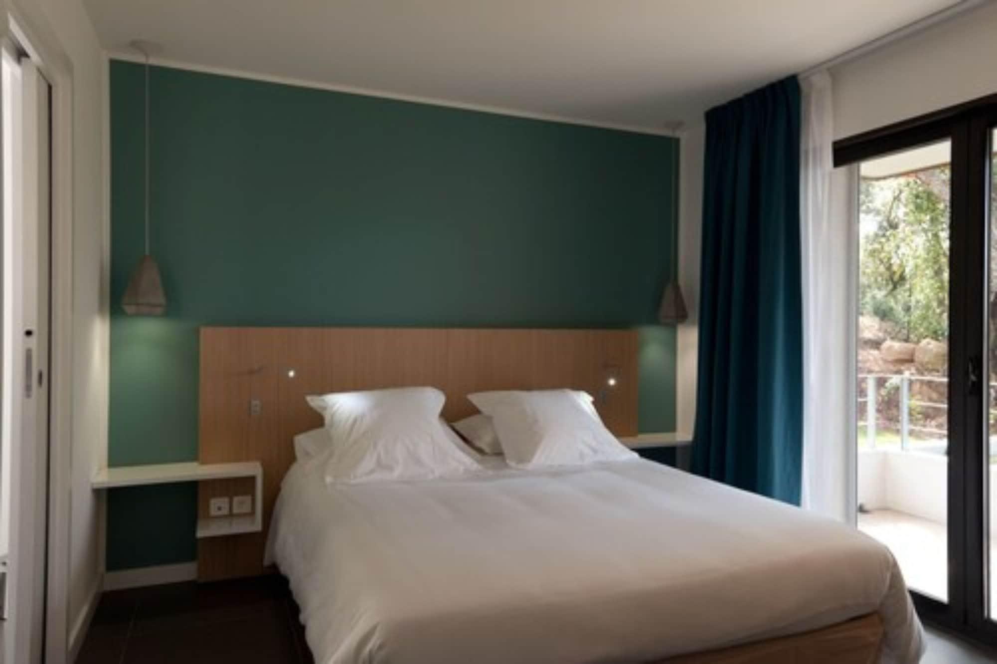 Residence Hoteliere Alcyon Porto-Vecchio  Exteriör bild